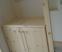 ���R�f�ނ̵��ް���݁E���ް�Ƌ�@�O�d���鎭�s�yCalmfurniture �ߓ��Ƌ�z���ް������